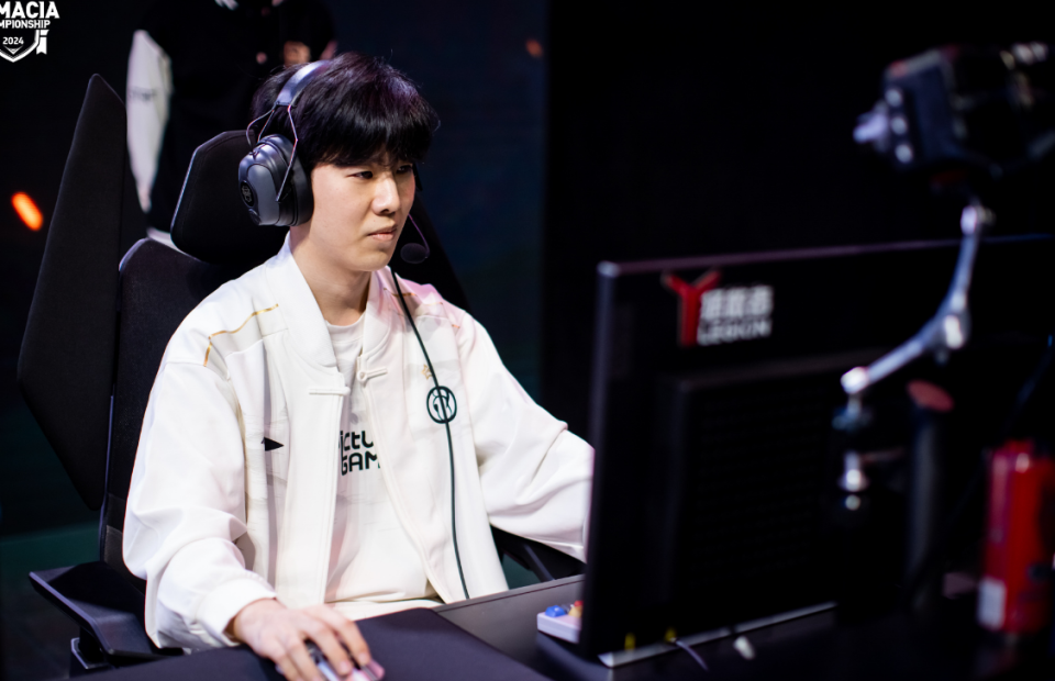 关于TheShy回归赛场,战术调整首场状态亮眼,加拿大队观众沸腾!的信息 关于TheShy回归赛场,战术调整首场状态亮眼,加拿大队观众沸腾!的信息